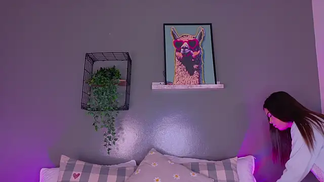 Snapshot of KeendraFox_ chatting on 22, 10, 2025 KeendraFox online show from 22, 10, 2025