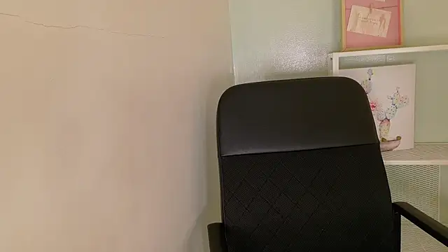 Snapshot of KeendraFox_ chatting on 24, 10, 2025 KeendraFox online show from 24, 10, 2025