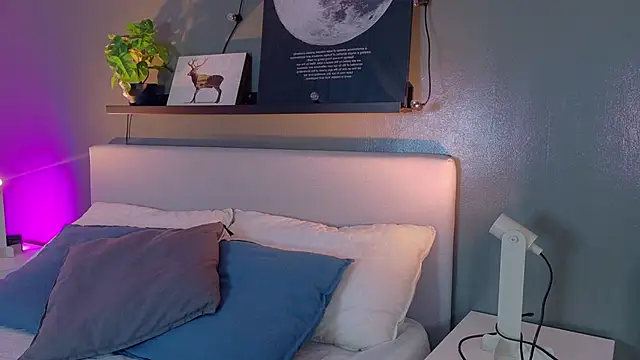 Snapshot of KeendraFox_ chatting on 30, 10, 2025 KeendraFox online show from 30, 10, 2025