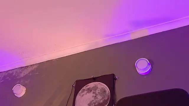 Snapshot of KeendraFox_ chatting on 7, 11, 2025 KeendraFox online show from 7, 11, 2025