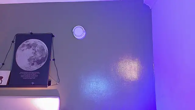 Snapshot of KeendraFox_ chatting on 13, 11, 2025 KeendraFox online show from 13, 11, 2025