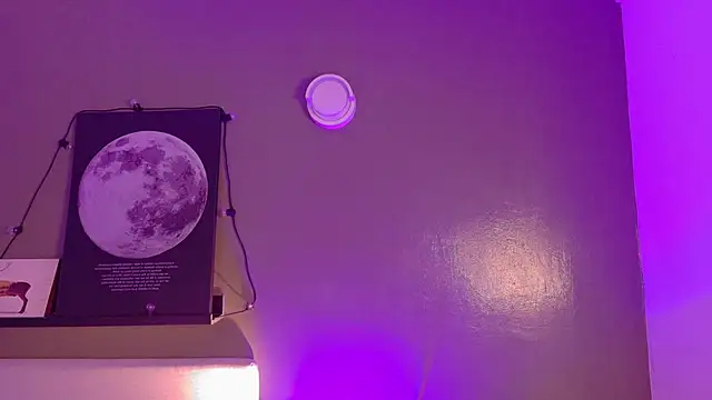 Snapshot of KeendraFox_ chatting on 14, 11, 2025 KeendraFox online show from 14, 11, 2025