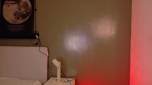 Snapshot of KeendraFox_ chatting on 17, 11, 2025 KeendraFox online show from 17, 11, 2025