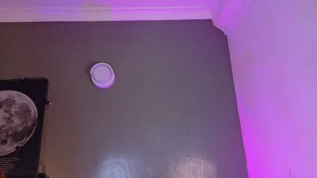 Snapshot of KeendraFox_ chatting on 2, 12, 2025 KeendraFox online show from 2, 12, 2025