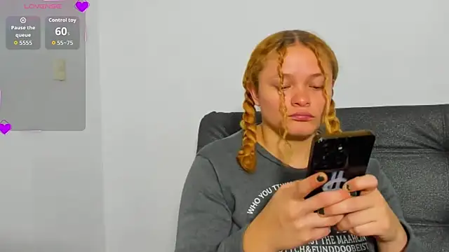 Snapshot of Cherrysweetyx chatting on 2, 3, 2026 Cherrysweetyx online show from 2, 3, 2026