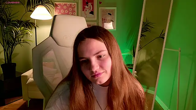 Snapshot of Evii_Stich chatting on 28, 9, 2025 Evii Stich online show from 28, 9, 2025