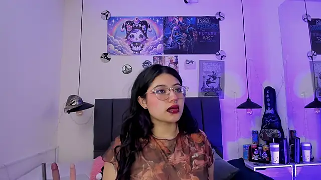 Snapshot of SabrinaV_ chatting on 1, 6, 2026 SabrinaV online show from 1, 6, 2026