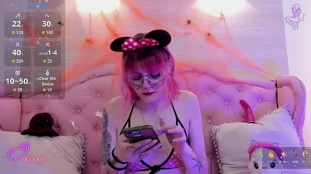 Rossiie Hunt  online show from 15, 10, 2025