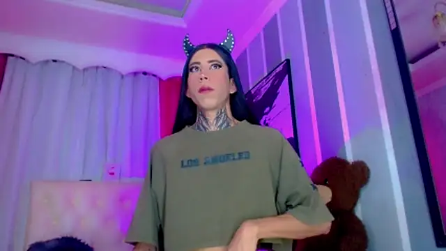 Julia Bulette1 online show from 5, 4, 2026