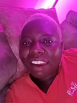 Snapshot of mamichulanegra chatting on 30, 9, 2025 mamichulanegra online show from 30, 9, 2025