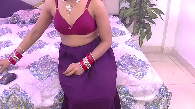 Lovelyy-couple online show from 22, 2, 2026