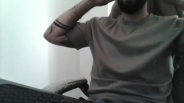 Snapshot of yourfantasy777 chatting on 1, 3, 2026 yourfantasy777 online show from 1, 3, 2026