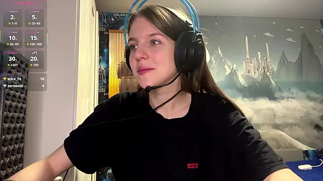 Elira Breeze online show from 24, 3, 2026