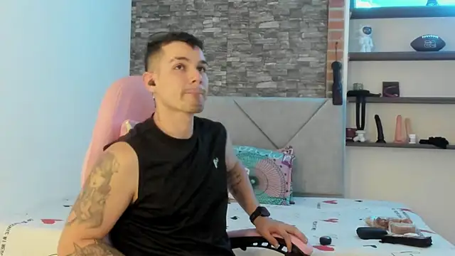 Snapshot of BooyHott_ chatting on 15, 1, 2026 BooyHott online show from 15, 1, 2026