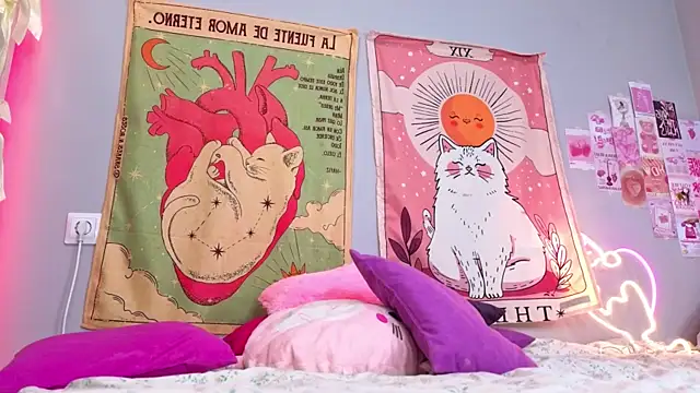 Leri Dells online show from 8, 4, 2026