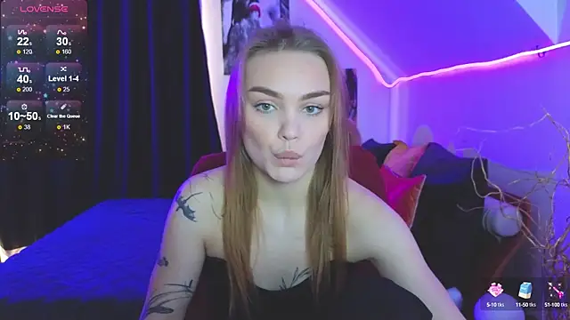 KitsyMoore online show from 11, 10, 2025