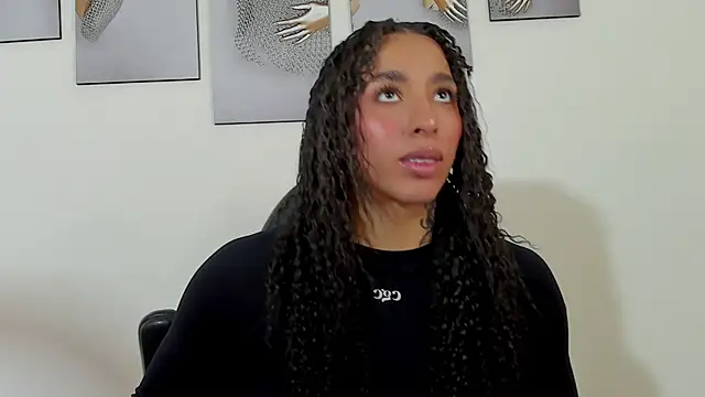 KAYLA BATISTA  online show from 16, 4, 2026