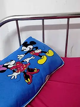 phuongxinhxan online show from 3, 11, 2025