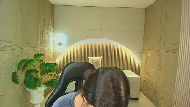 dany r  online show from 18, 12, 2025