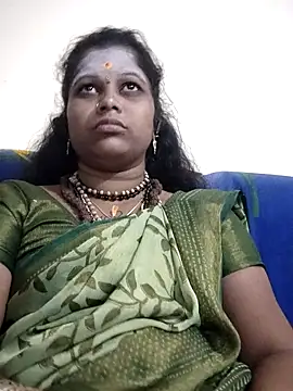 Snapshot of sweetqueen143 chatting on 25, 10, 2025 sweetqueen143 online show from 25, 10, 2025