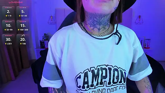 Gyal 8  online show from 13, 1, 2026