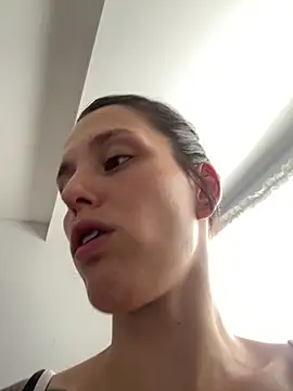 Snapshot of xvalentinaof chatting on 10, 2, 2026 xvalentinaof online show from 10, 2, 2026