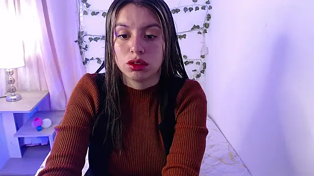 Snapshot of kamillew chatting on 29, 9, 2025 kamillew online show from 29, 9, 2025