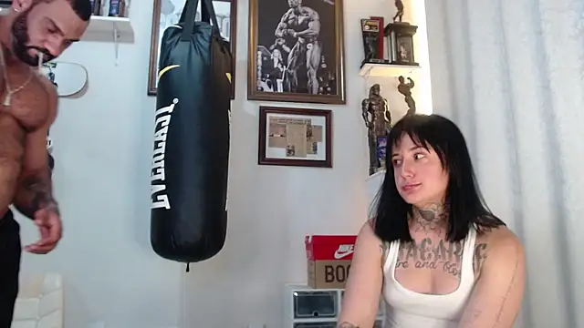 henryhadesflirt online show from 3, 4, 2026