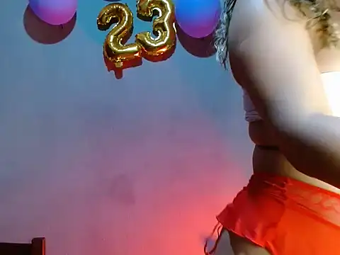 Snapshot of MelissaTommy chatting on 9, 10, 2025 MelissaTommy online show from 9, 10, 2025