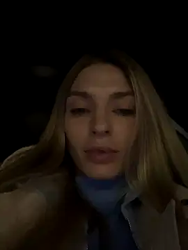 Mell chik online show from 3, 10, 2025