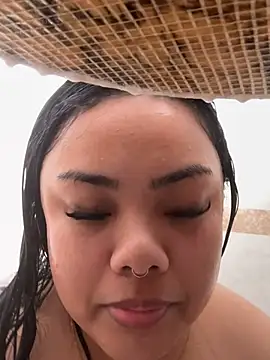 kiaradanielaxx online show from 3, 2, 2026