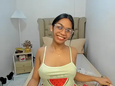 athinawilliams online show from 28, 11, 2025