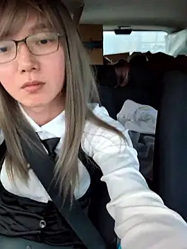 takusaki223 online show from 24, 3, 2026