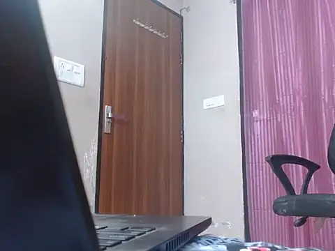 muskaan8400 online show from 15, 11, 2025