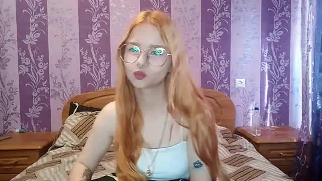 Snapshot of Lutangogansit chatting on 26, 9, 2025 Lutangogansit online show from 26, 9, 2025
