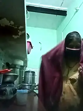 Cute-Charvii online show from 16, 2, 2026