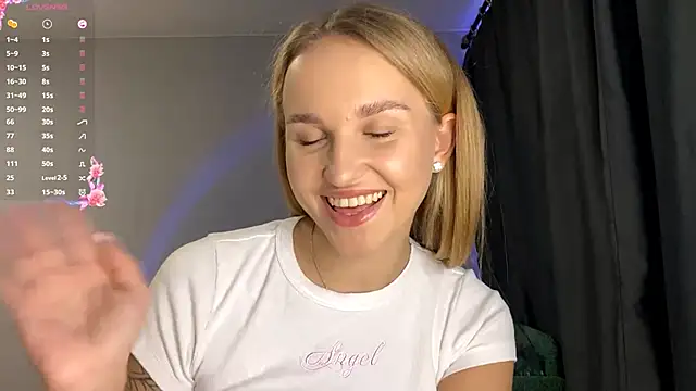 Snapshot of TanekaBoitel chatting on 27, 9, 2025 TanekaBoitel online show from 27, 9, 2025