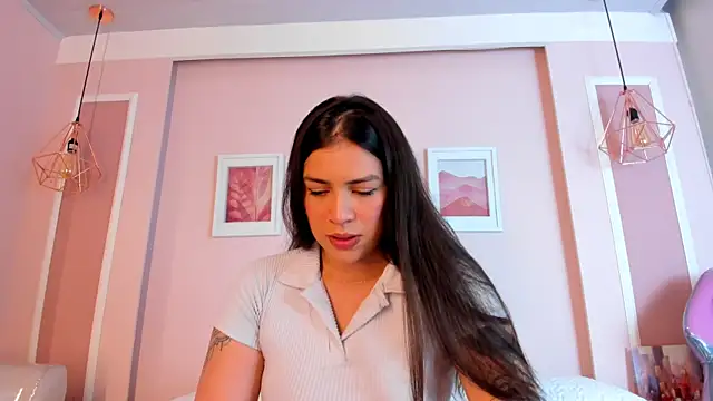 Sarah Reidd online show from 1, 10, 2025