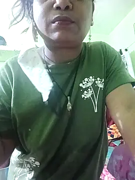 Snapshot of Mona_darling21 chatting on 14, 3, 2026 Mona darling21 online show from 14, 3, 2026