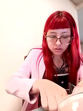 Snapshot of CAROLINA_17- chatting on 30, 9, 2025 CAROLINA 17- online show from 30, 9, 2025