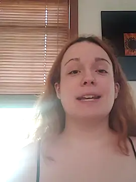 Snapshot of bigbutttmilf chatting on 19, 9, 2025 bigbutttmilf online show from 19, 9, 2025