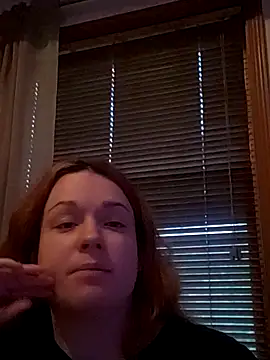 Snapshot of bigbutttmilf chatting on 24, 9, 2025 bigbutttmilf online show from 24, 9, 2025