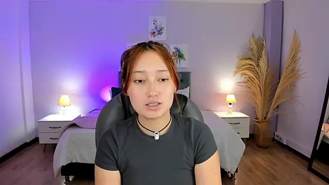 Samara Hilton 2 online show from 20, 10, 2025