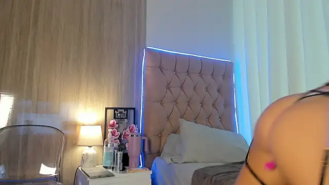 Snapshot of Salytexas chatting on 14, 11, 2025 Salytexas online show from 14, 11, 2025