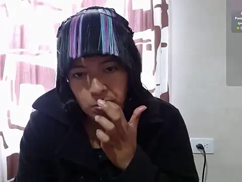 Snapshot of Acelinrose chatting on 1, 2, 2026 Acelinrose online show from 1, 2, 2026