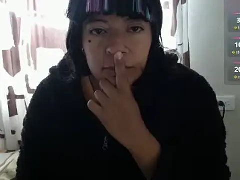 Snapshot of Acelinrose chatting on 21, 4, 2026 Acelinrose online show from 21, 4, 2026
