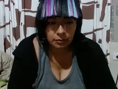 Snapshot of Acelinrose chatting on 28, 4, 2026 Acelinrose online show from 28, 4, 2026
