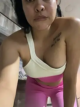 Snapshot of FOX_LATINA chatting on 3, 3, 2026 FOX LATINA online show from 3, 3, 2026