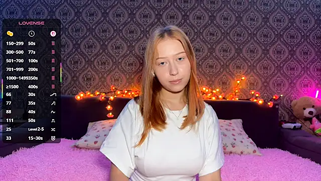 Snapshot of FieryAmelia chatting on 6, 11, 2025 FieryAmelia online show from 6, 11, 2025