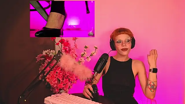 tacodeluxxxe online show from 20, 4, 2026